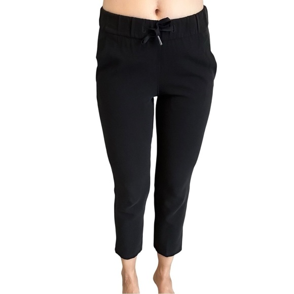 Lululemon On The Fly Pant *Woven 27" Sweatpants Cropped Black Size 2 Extra Small - Picture 6 of 6